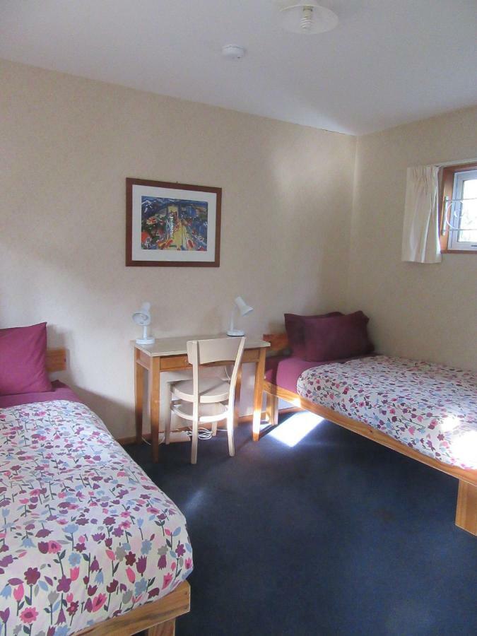 Foley Towers Bbh Pansiyon Christchurch Dış mekan fotoğraf